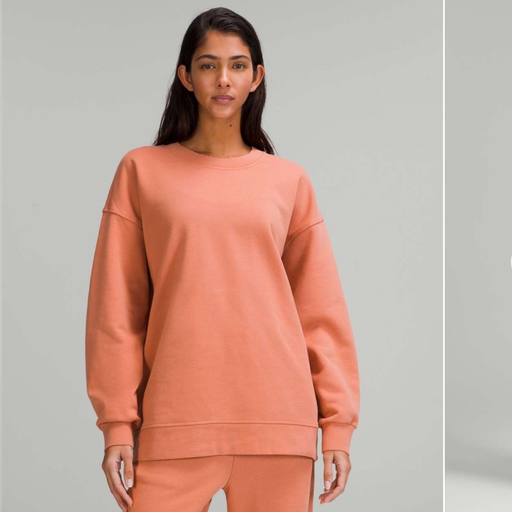 Lululemon Perfectly Oversized Crew
- Pink Savannah